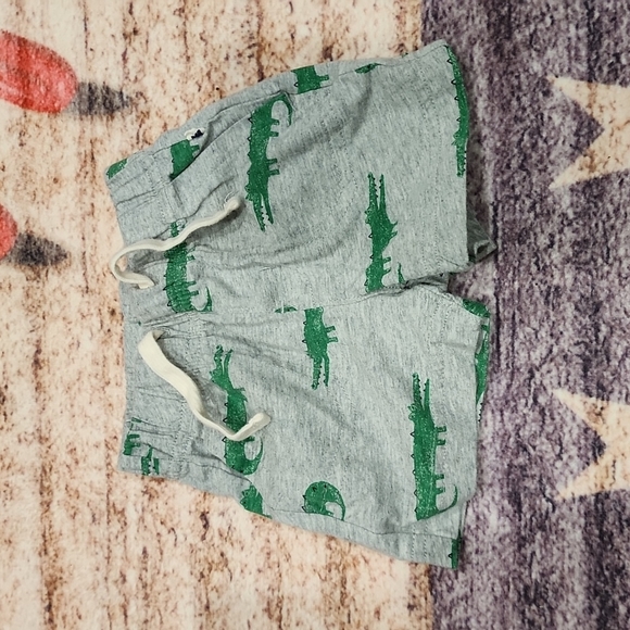 COPY - Baby Gap boy shorts - Picture 1 of 6